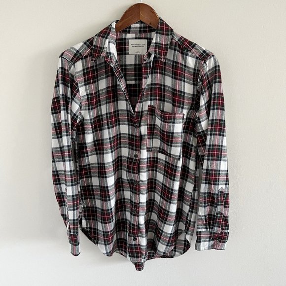 Abercrombie & Fitch Tops - Abercrombie & Fitch Soft A&F Tartan Plaid Flannel Button Down Shirt Top S